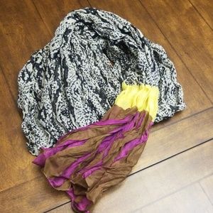 Loft scarf light weight 60" snake skin print